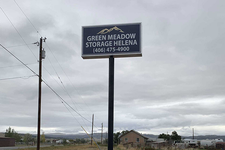 Monument and Pylon Signs